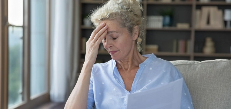 Femme stressée au travail